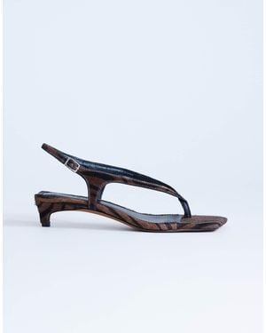 TOPSHOP Sunshine Toe Thong Mid Heel Sandals - White