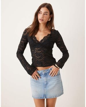 Gina Tricot Long Sleeve V Neck Lace Top - Blue