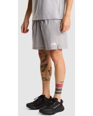 The North Face M 24/7 Pentadome Embossed 7In Shorts - Grey