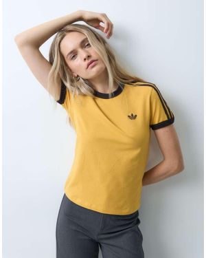 adidas Originals Camiseta Slim Fit De 3 Rayas En Y Marrón - Amarillo