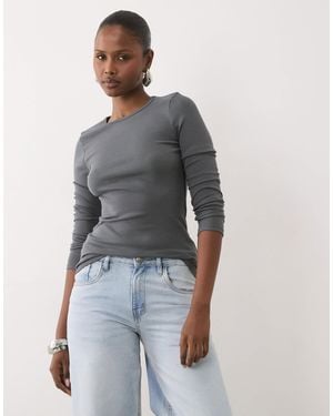 ASOS Eng anliegendes langarmoberteil - Grau