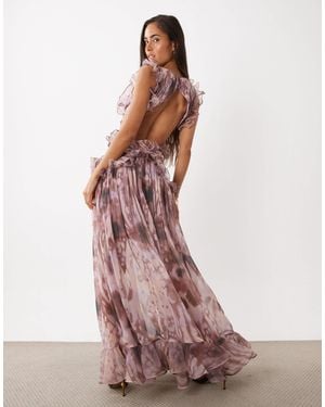 ASOS Maxikleid mit tiefem ausschnitt, raffungen aus chiffon, offenem rücken und abstraktem print - Pink