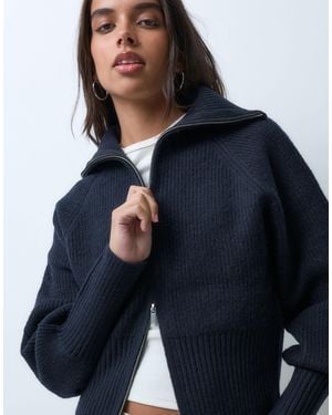 Gina Tricot Strickcardigan mit reißverschluss und stehkragen - Blau