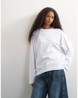 TOPSHOP Asymmetric Hem Raglan Sleeve Skater T-Shirt - White