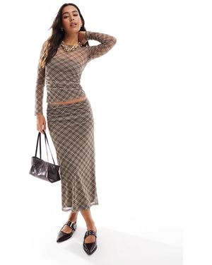 Pull&Bear Mesh Midi Skirt Co-ord - White