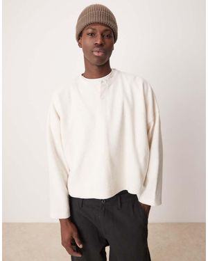 ASOS T-Shirt A Maniche Lunghe Super Oversize Taglio Corto Sporco Lavorata A Nido D'Ape E Spazzolata Con Scollo Serafino - Bianco
