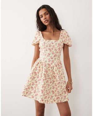 New Look Ditsy Puff Sleeve V Waist Mini Dress - Natural