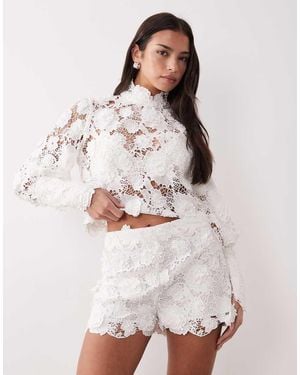 Bardot Amyra High Waisted Shorts - White