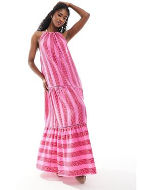 Accessorize Vestido Playero Largo Y Rojo Con Cuello Halter Y Patrón Texturizado De Accesorize - Rosa