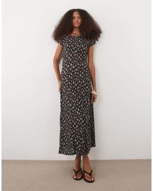 Mango Cap Sleeve Crinkle Midi Dress - Brown