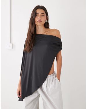 Lioness Reborn Asymmetric Ruched One Shoulder Poncho Top - Black