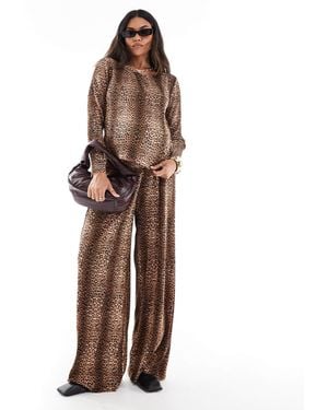 Mama.licious Mamalicious Maternity Plisse Wide Leg Trouser Co-ord - Brown
