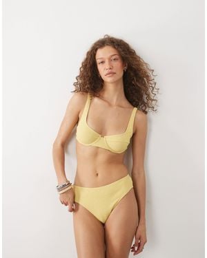 ARKET Wired Crinkle Bikini Top - Natural