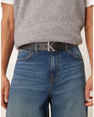 Calvin Klein Ceinture en cuir véritable avec boucle argentée - Bleu