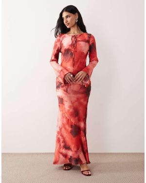 DASKA Vestido Largo Rojo Con Estampado Difuminado Y Detalle De Lazada De Satén De