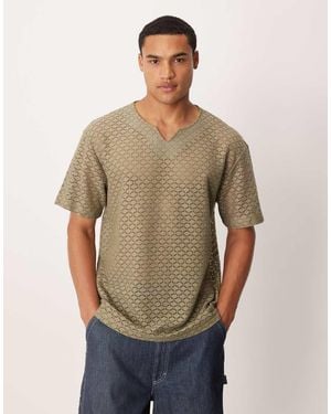ASOS T-Shirt Comoda Kaki All'Uncinetto Con Scollo A Intaglio - Verde