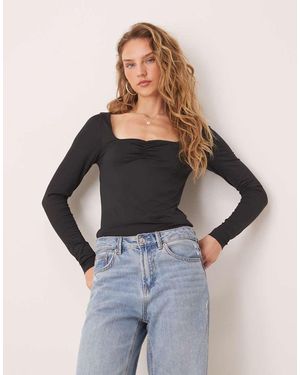ASOS Top A Maniche Lunghe A Doppio Strato Con Scollo A Cuore - Nero