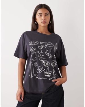 Noisy May Oversize T-shirt With Summer Graphic - Black
