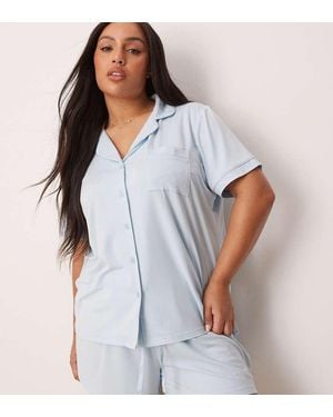 Loungeable Curve Jersey Short Sleeve Shirt & Shorts Pyjama Set - White
