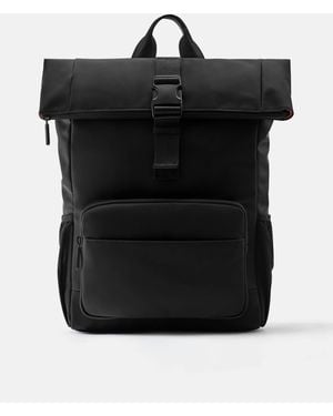Pull&Bear Rucksack mit gummierter klappe - Schwarz