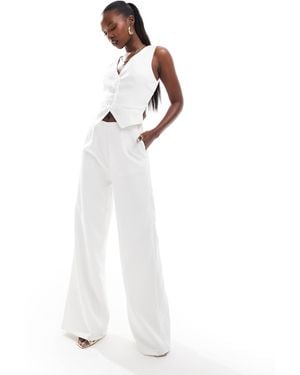 Kaiia – ärmelloser westen-jumpsuit - Weiß