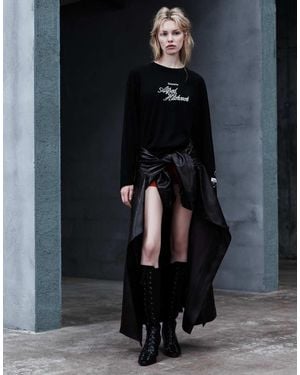 Pull&Bear Alfred Hitchcock Regular Fit T-Shirt - Black