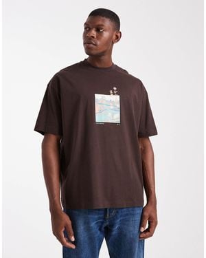ASOS T-shirt oversize avec imprimé paysage - marron