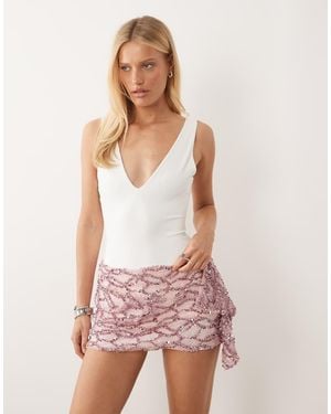 ASOS Minifalda De Encaje Y Lentejuelas Con Detalle De Volantes - Rosa
