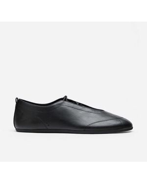 Stradivarius Sneakerinas mit elastischen kreuzriemen - Weiß