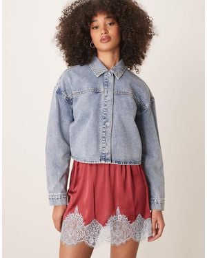 Jdy Lightweight Cropped Denim Jacket With Studs - Blue