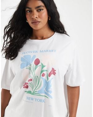 ONLY Oversized T-shirt With Flower Market Graphic - White
