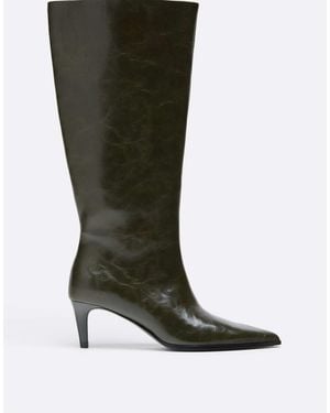 Stradivarius Stiefel mit weitem bein und kitten-heel - Grün