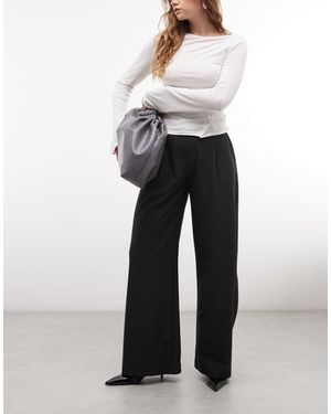 Weekday Dara pantalon taille basse à jambe large avec plis devant à carreaux foncé - Gris