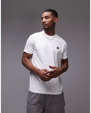 Tommy Hilfiger Badge Logo Regular Fit T-shirt - Grey