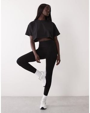 4505 Tall formende nahtlose high-waist-sportleggings - Schwarz