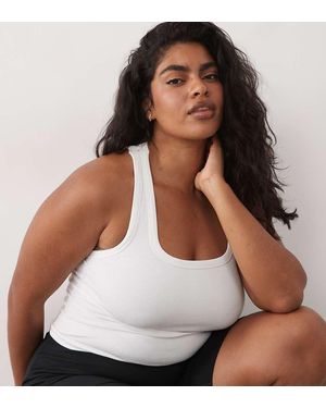 4505 Curve Seamless Rib Scoop Neck Racer Back Tank Top - White