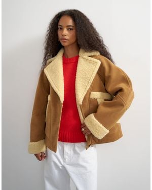 TOPSHOP Super Oversized Faux Shearling Short Jacket - Natural