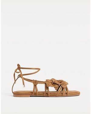 Stradivarius Sandali Marroni Bassi Con Fiorellini - Neutro