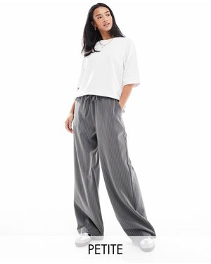 Stradivarius Petite Pull-on Pants - White