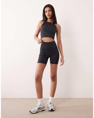 New Balance Elite 6" Shorts - Black