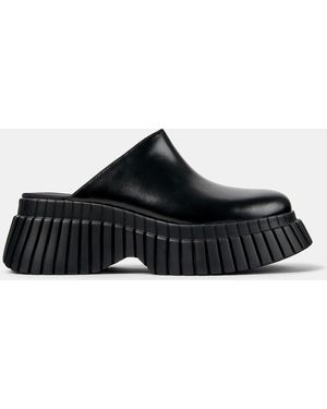 Camper – plateau-clogs aus leder - Schwarz