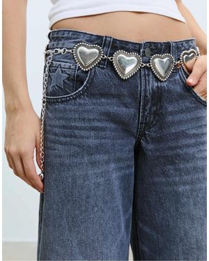 Stradivarius Ceinture en métal avec détail cœur - Bleu