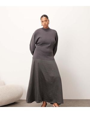 ARRANGE Curve Hybrid Sculpted Sleeves Maxi Dress - Grey