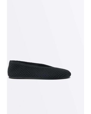 Oysho Crochet Ballet Flats - White