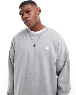 Nike Club - Grigio