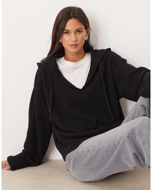 ASOS Sudadera Negra Con Capucha Y Detalle De Puños Vueltos De Tejido Suave De - Negro