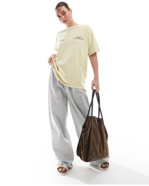 Pull&Bear Oversized Boxy Print Tee - Yellow