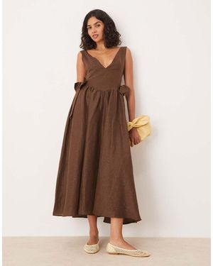 Vrg Grl Vestido Midi Chocolate Con Detalle De Volantes De Lino Daphne De - Marrón