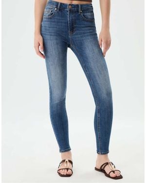 Stradivarius D07 Regular Waist Skinny Jeans - Blue