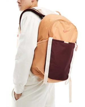 Nike Nike Traking Hike Daypack Backpack - White